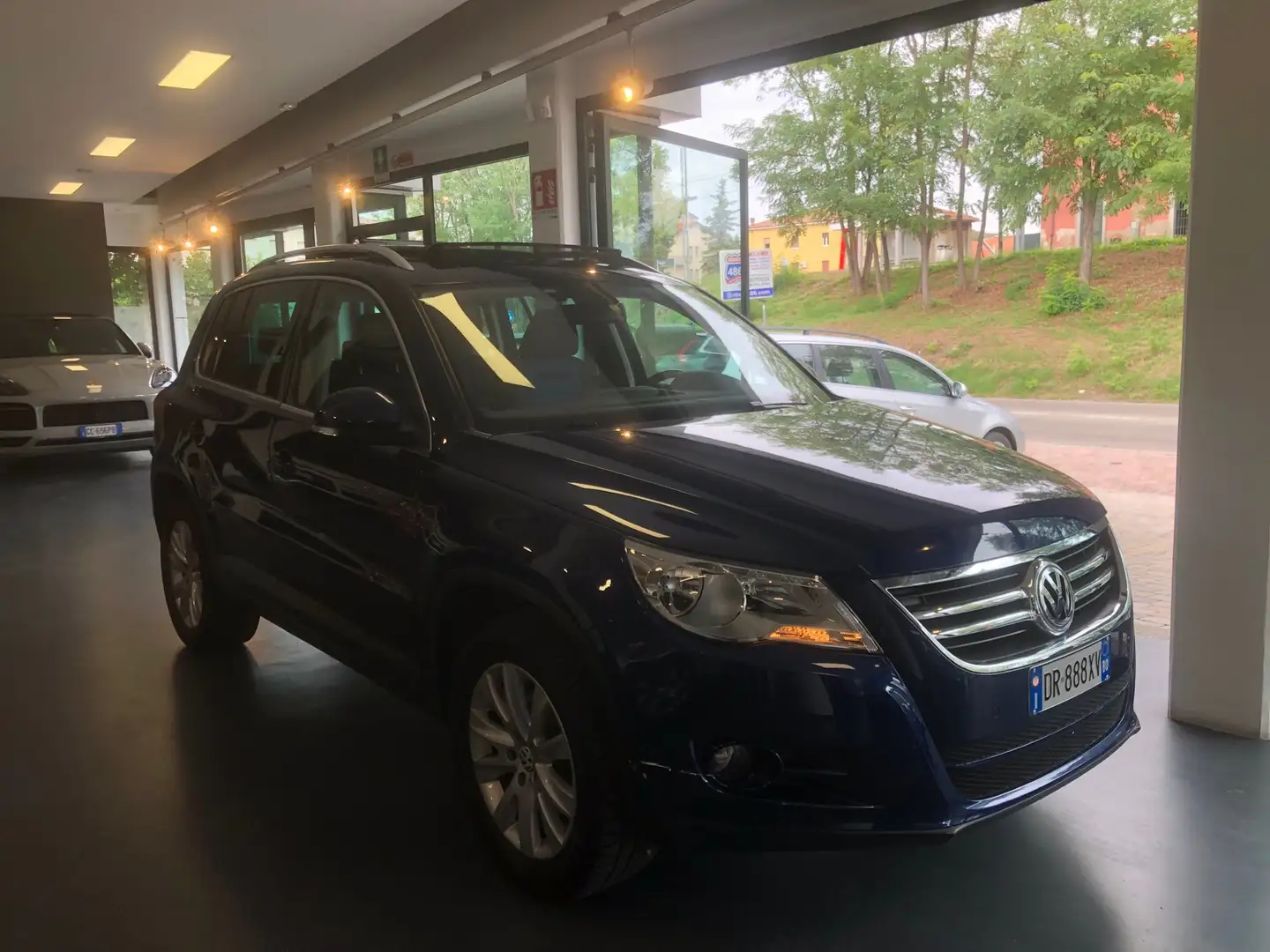 Volkswagen Tiguan 2.0 tsi Sport&Style 4motion tiptronic Blu/Azzurro - 2