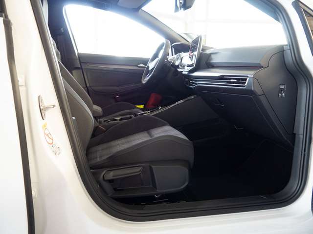 Volkswagen Golf VIII 1.5 eHybrid GTE ACC MATRIX-LED 360°