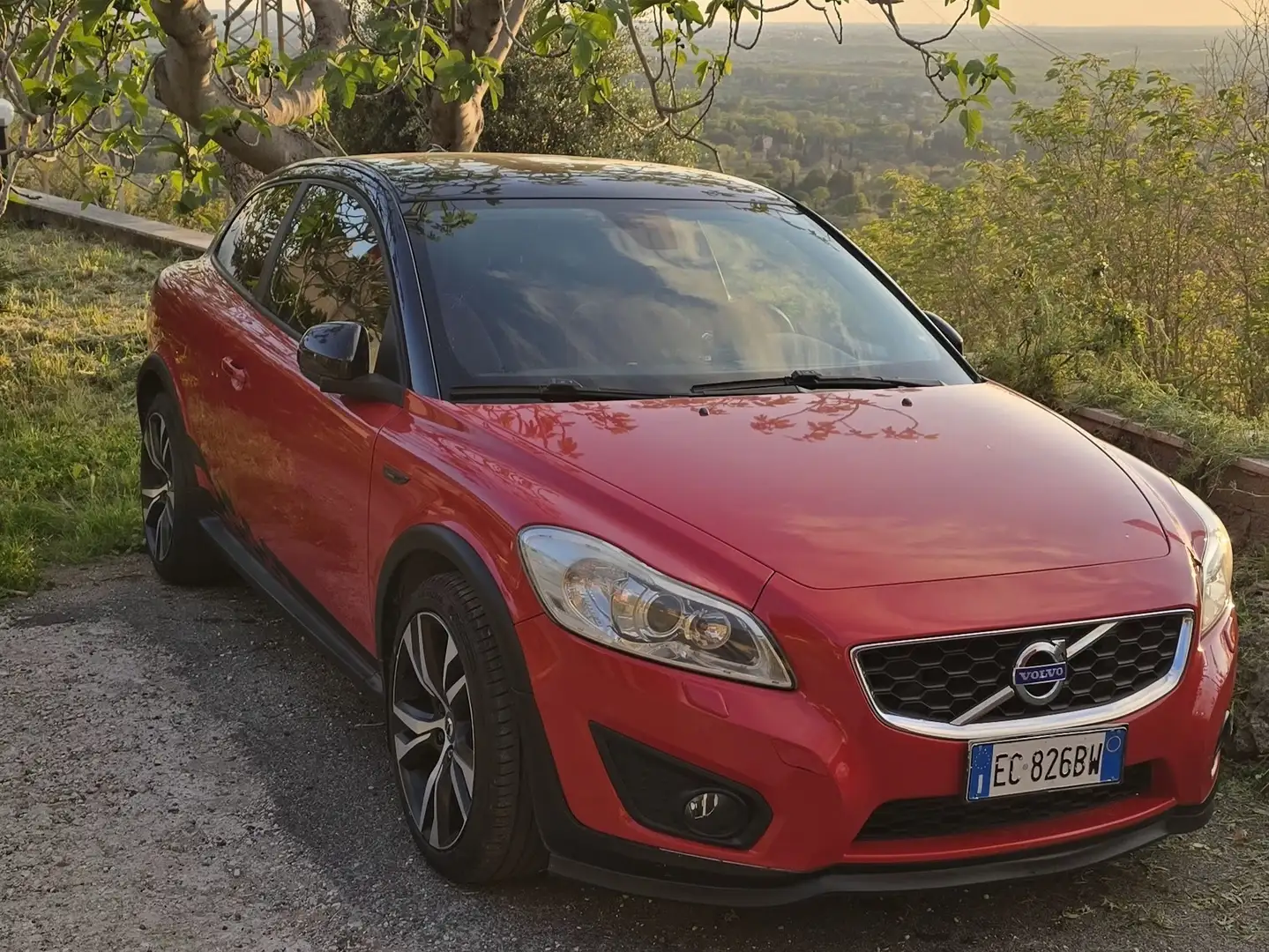 Volvo C30 2.0d Summum powershift FL - 1