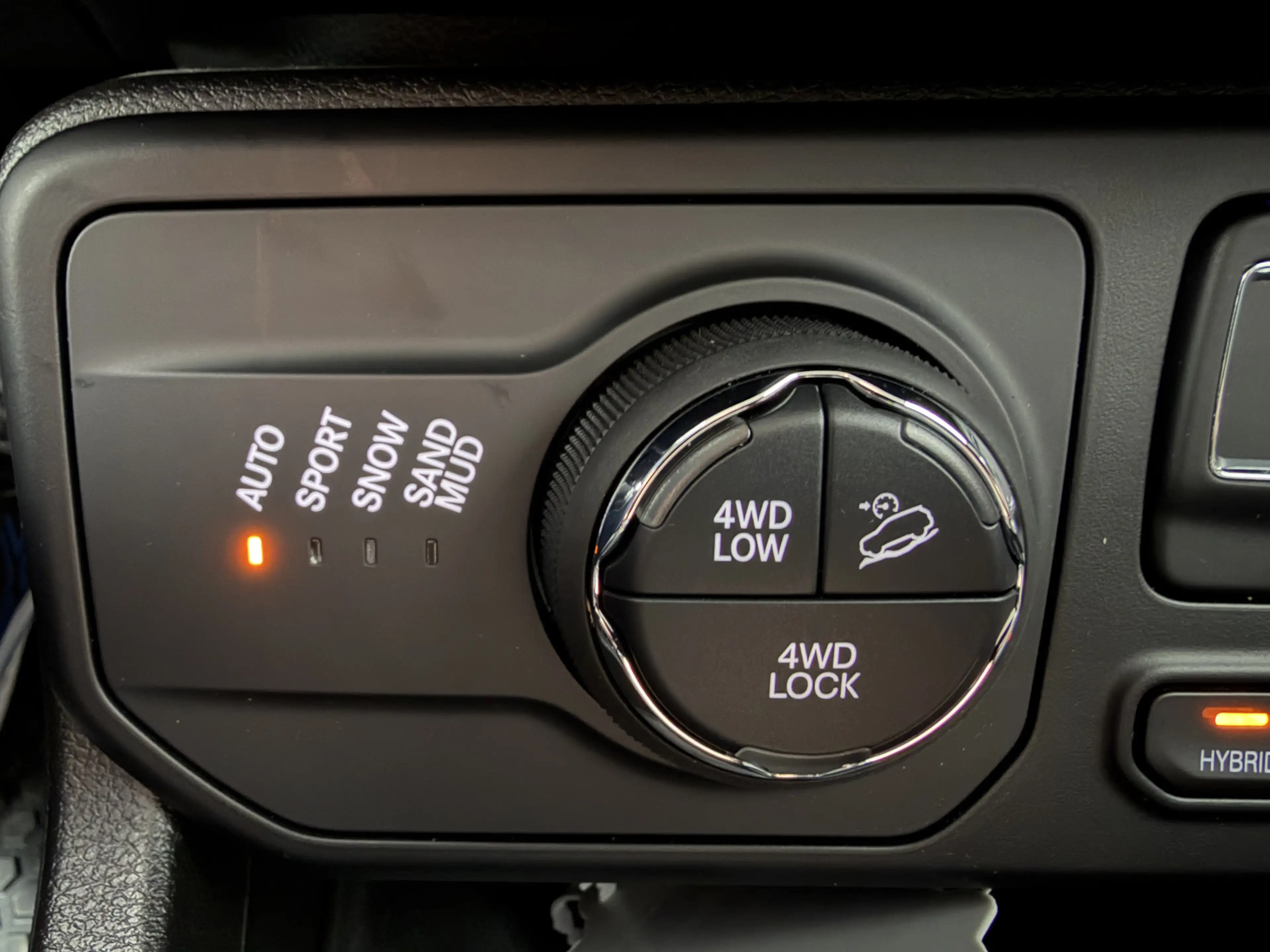 Jeep Renegade 4xe 240 Plug-in Hybrid Electric Trailhawk (Navigat — photo 25