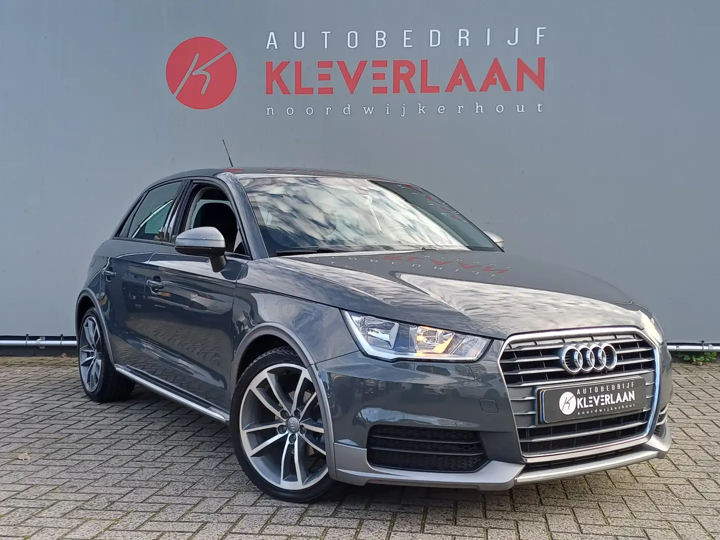 Audi A1 Sportback 1.0 TFSI Active | AIRCO | Wij bieden ook Gris - 1