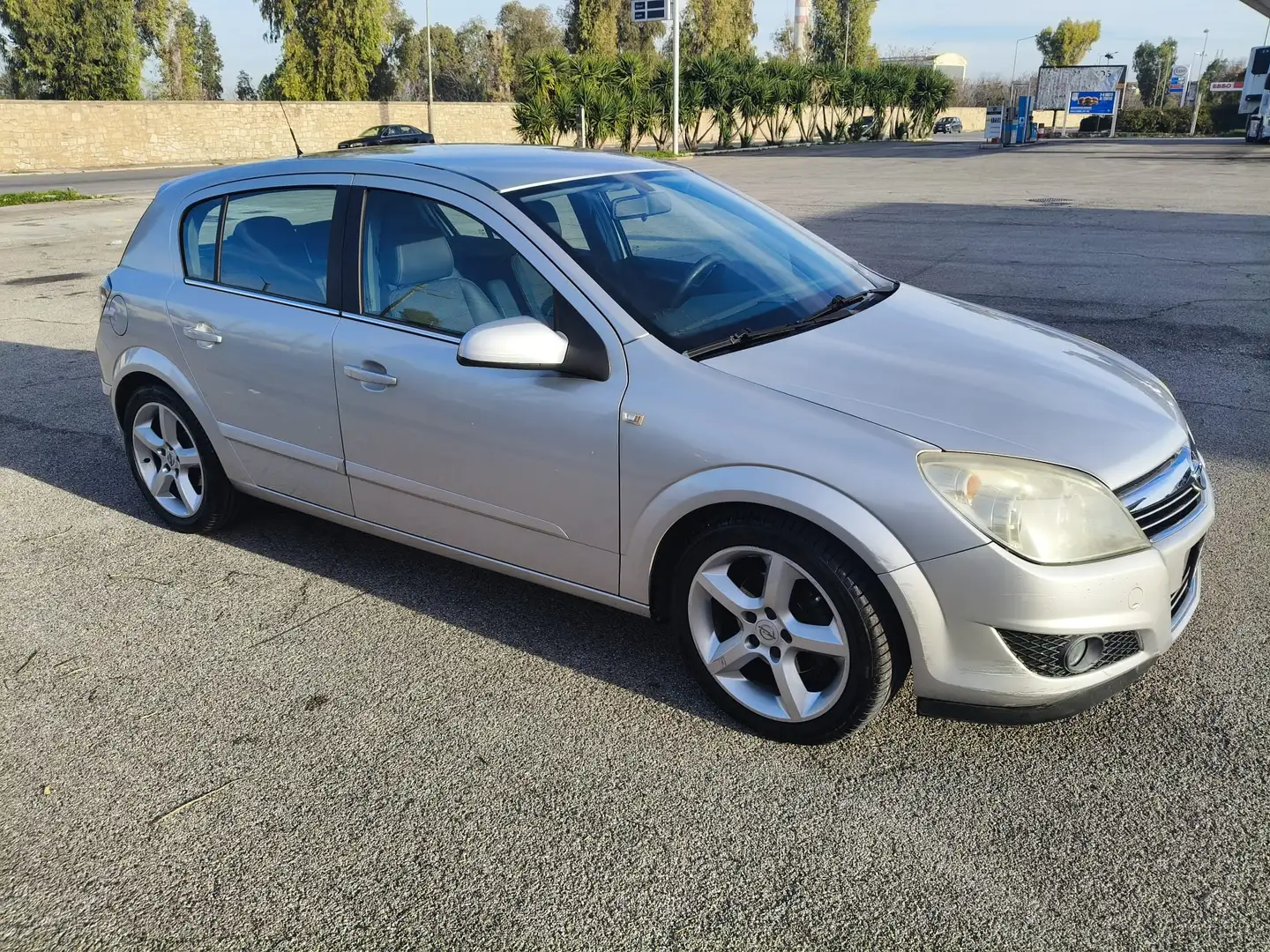 Opel Astra Astra 5p 1.7 cdti Cosmo esp 101cv FL Grigio - 2