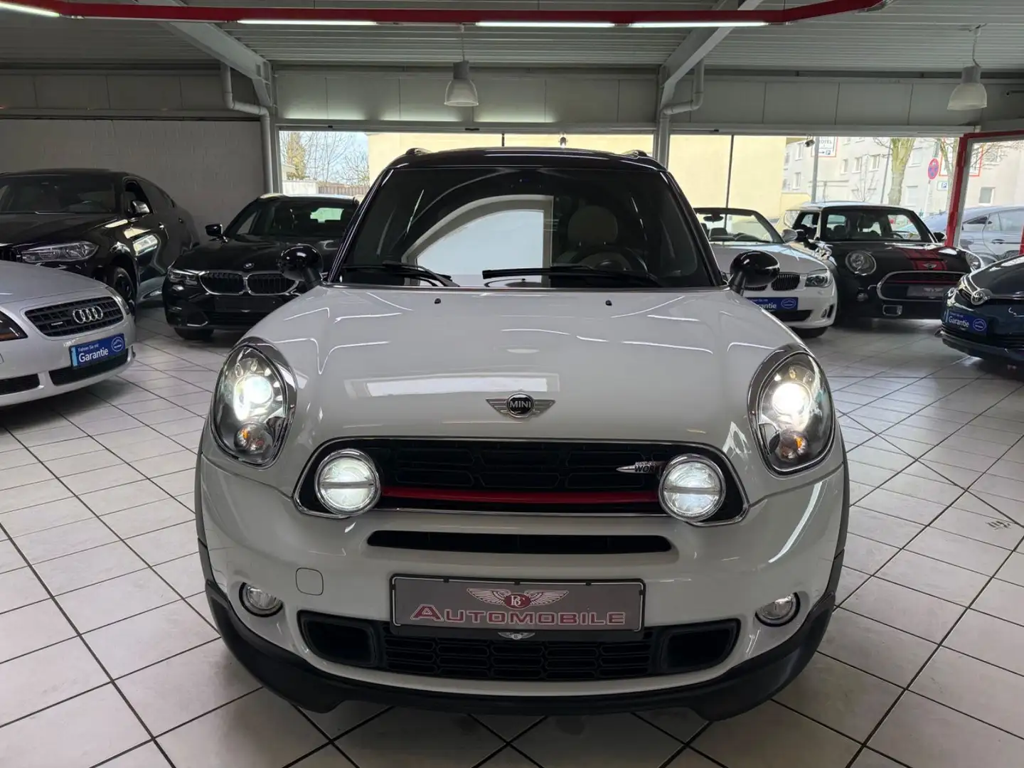 MINI John Cooper Works Countryman JOHN_COOPER_WORKS Countryman PANORAMA LEDER XENO Weiß - 2