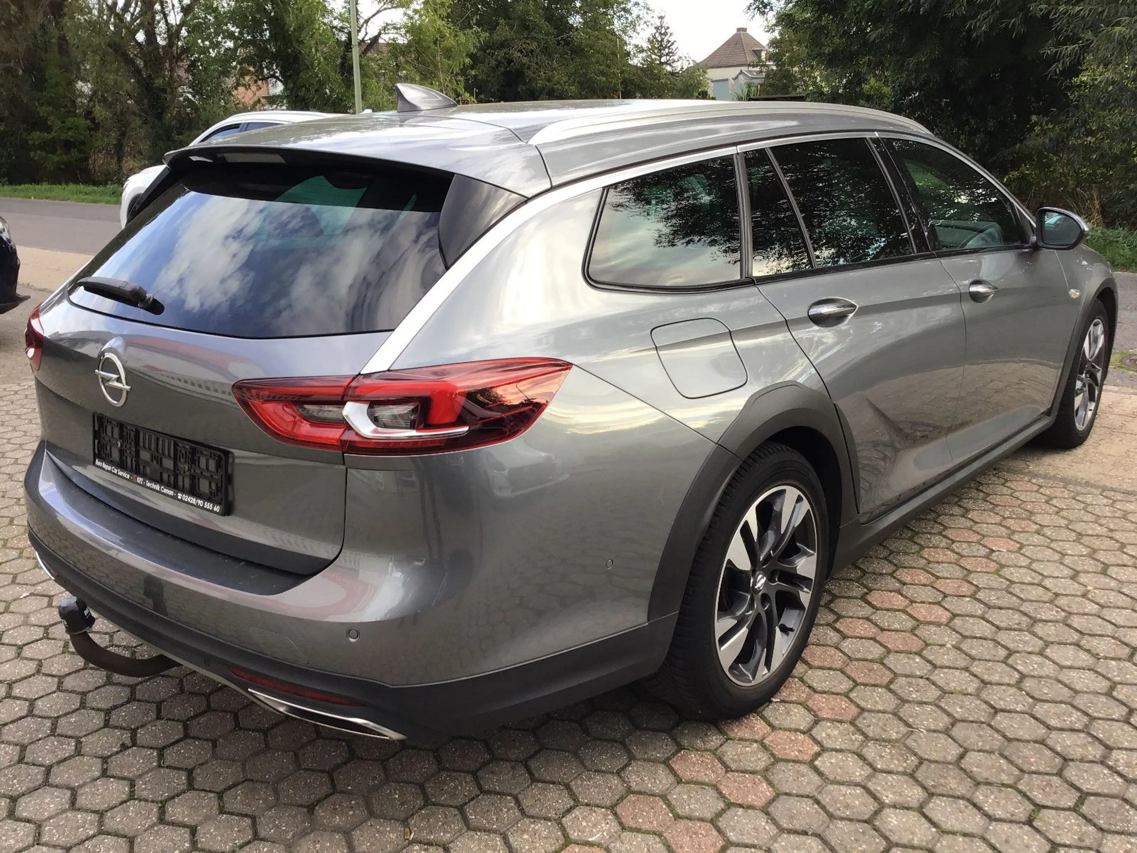 Opel Insignia B Country Tourer Exclusive 4x4 — photo 9
