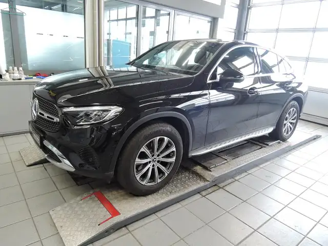 Mercedes-Benz GLC 220 d 4M Coupé Avantgarde/LED/Memory-P./Navi