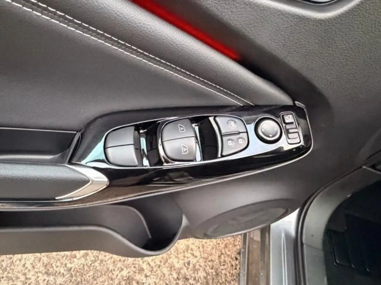 Nissan Juke DIG-T Tekna 6MT Leder*Navi*BFS 12