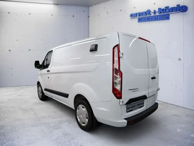 Ford Transit Custom view 5