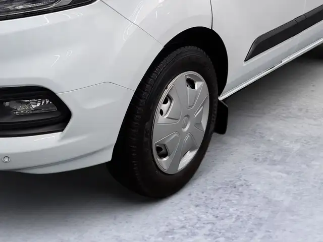 Ford Transit Custom view 7