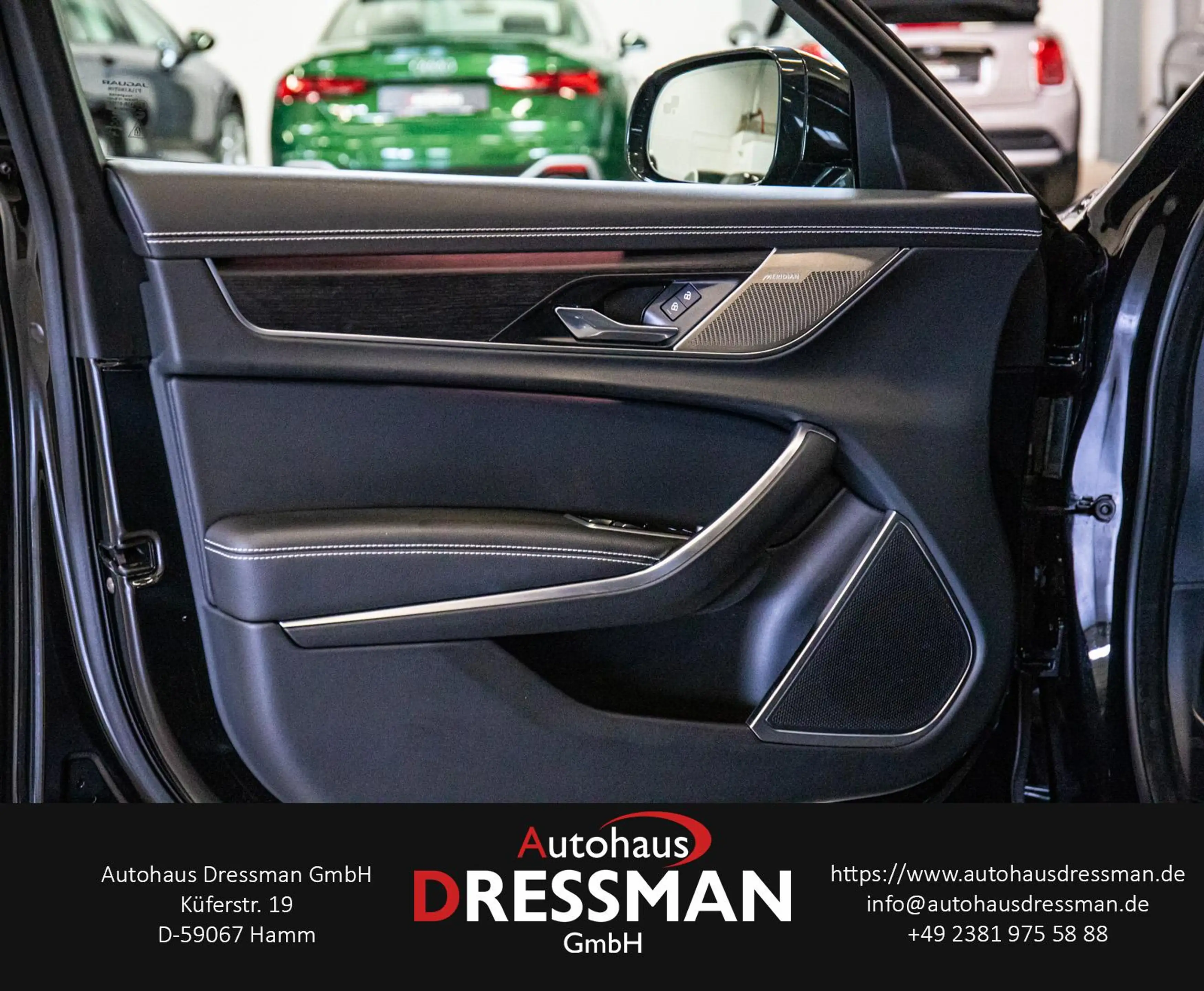 Jaguar XF D200 Sportbrake R-Dynamic Black LED AHK — photo 9