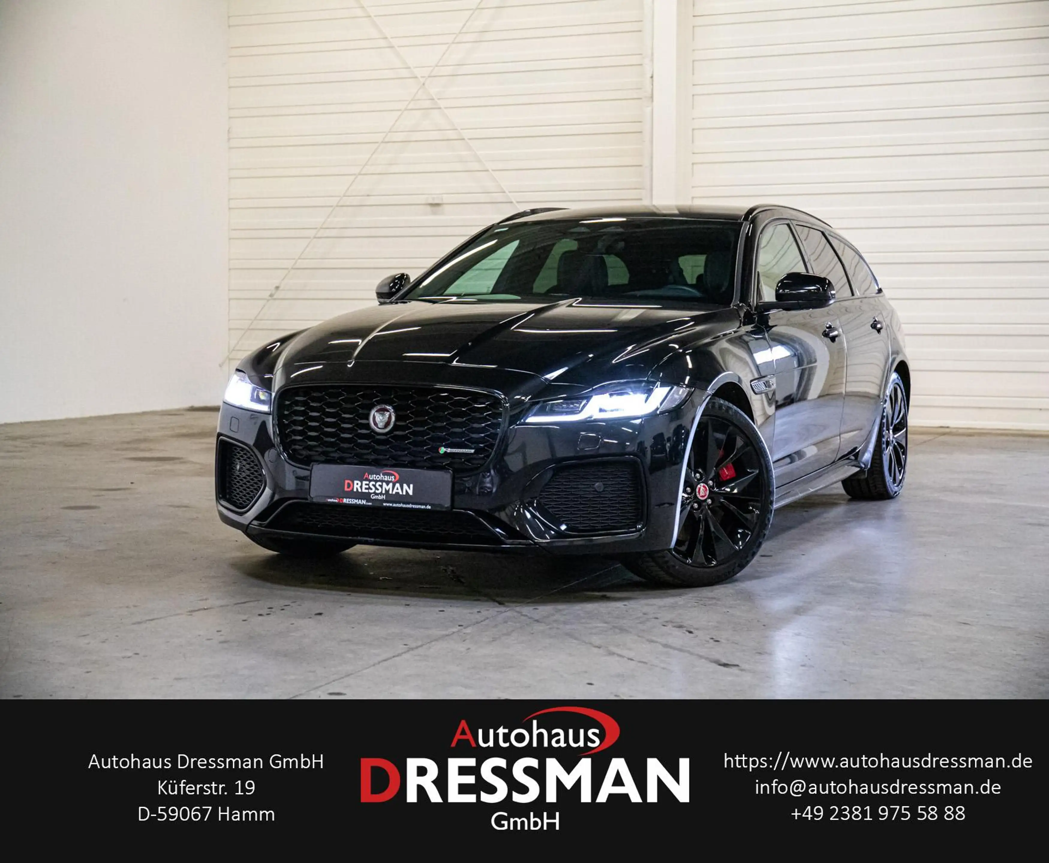 Jaguar XF D200 Sportbrake R-Dynamic Black LED AHK