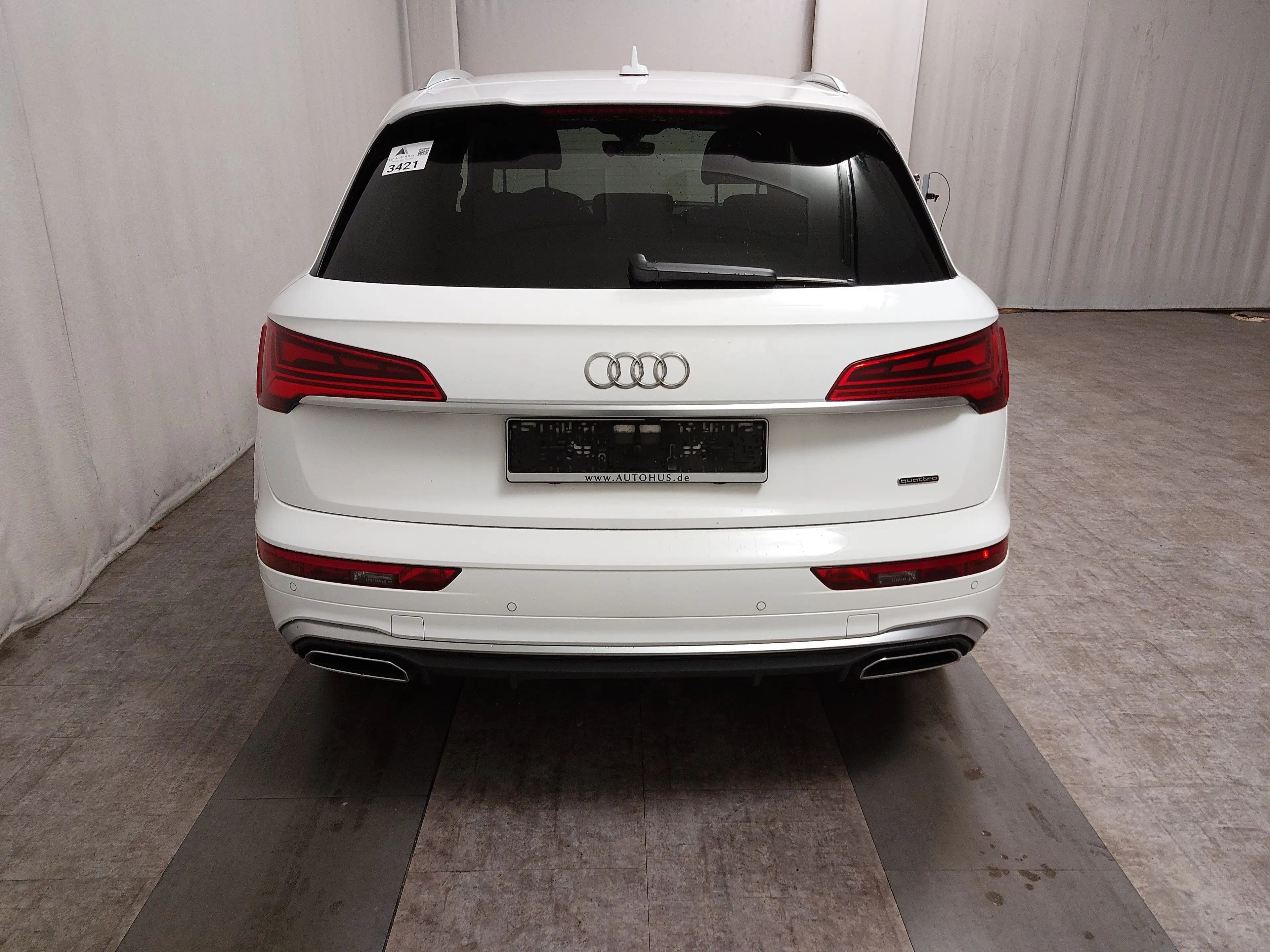 Audi Q5 50 TFSI e Qu. S-Line T-Leder Navi LED RFK AHK — photo 14