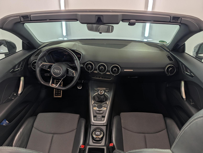 Audi TT Roadster 1.8 TFSI Pro Line S — photo 13