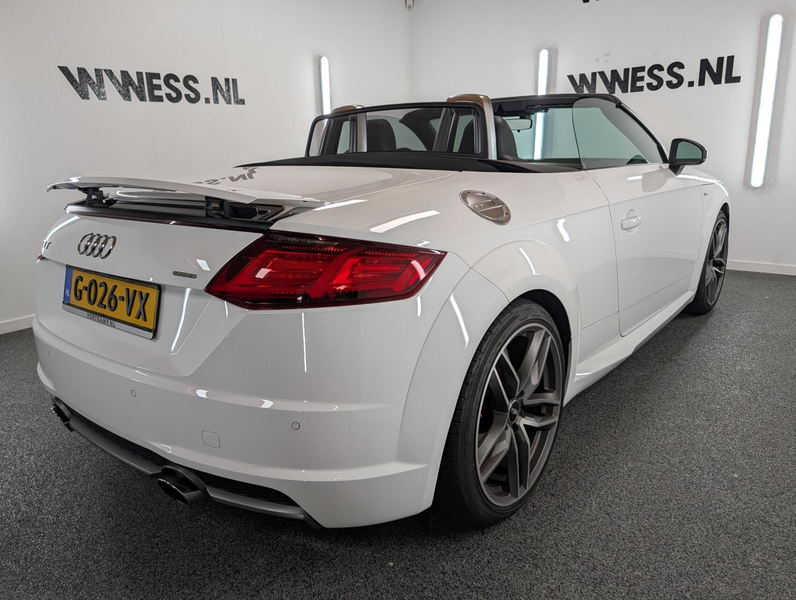 Audi TT Roadster 1.8 TFSI Pro Line S — photo 7