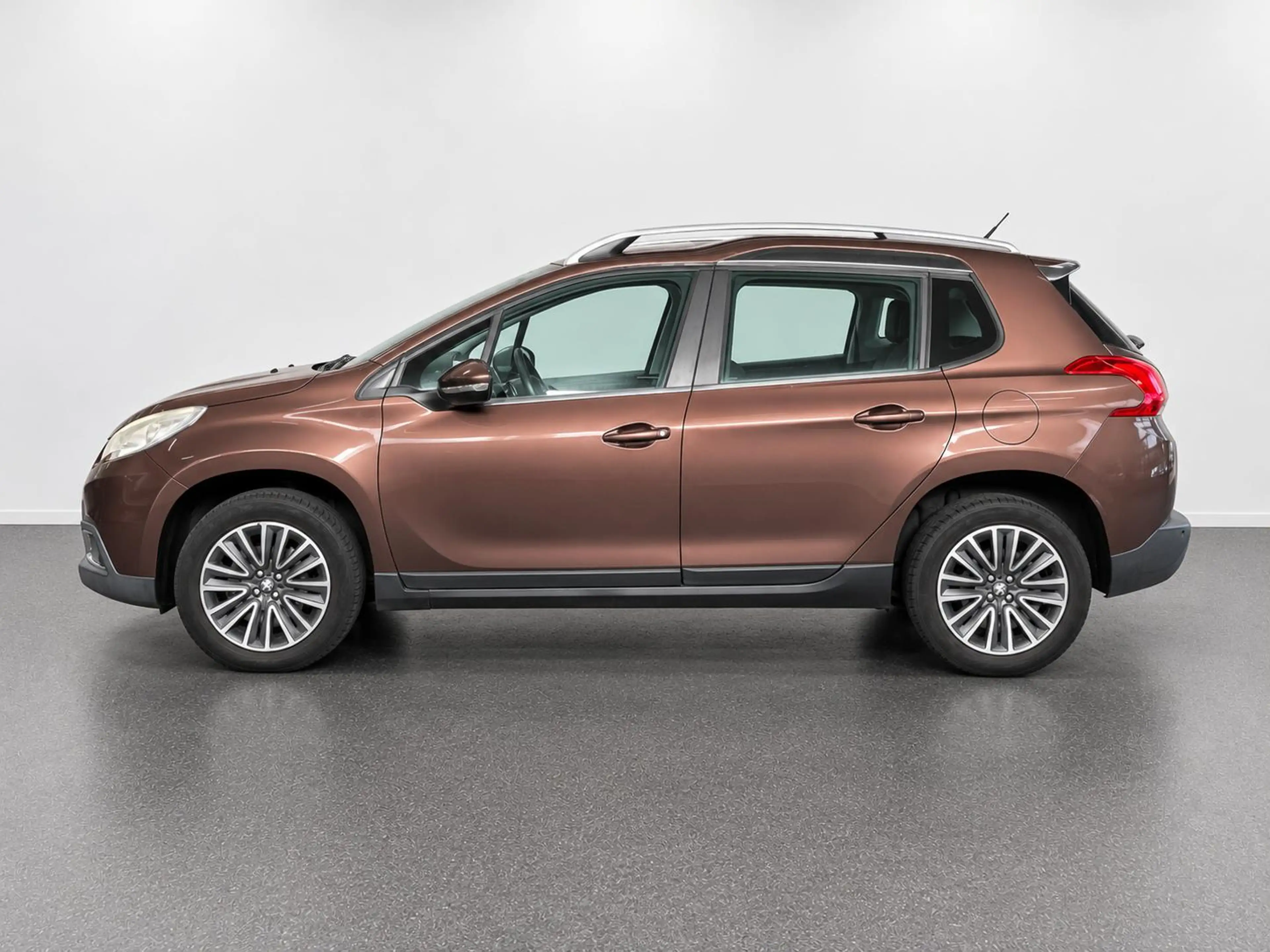Peugeot 2008 1.2 Active Automaat Panoramadak Navigatie Parkeers — photo 4