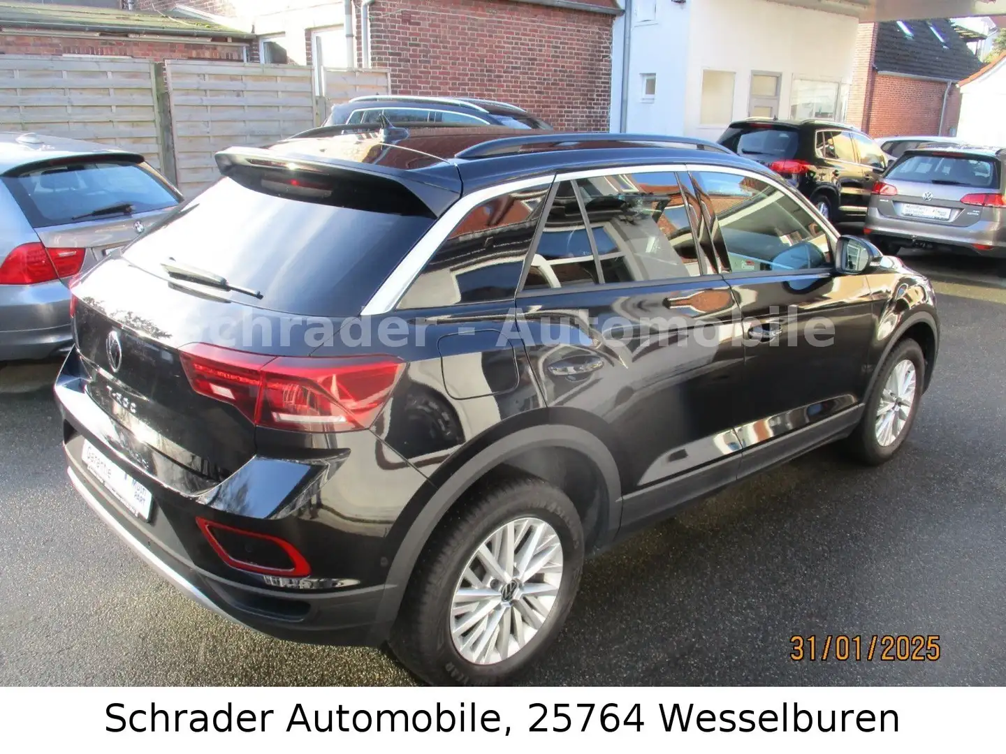 Volkswagen T-Roc 1.0 TSI "Life" -NAVI-LED-ALU-PDC-App-GJR Schwarz - 2