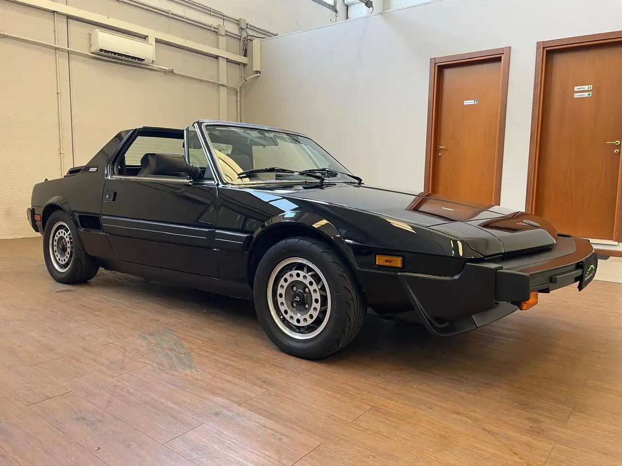Fiat X 1/9 1.5 NUCCIO BERTONE SUNSHINE GIA' ISCRITTA ASI DA CONCORSO PERFETTA CERCHI IN LEGA CLIMA VETRI ELETTRICI BELLISSIMA, foto 6