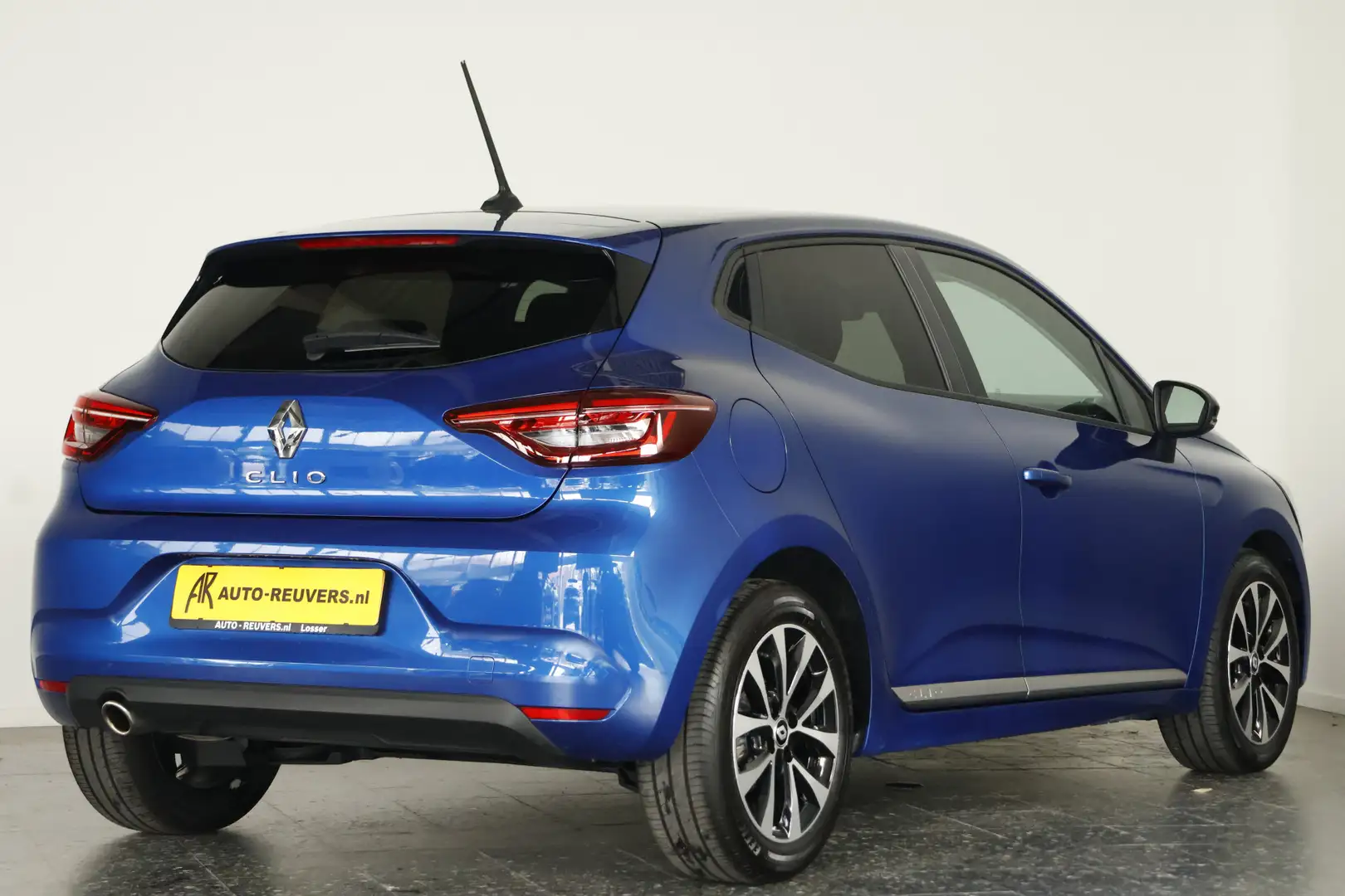 Renault Clio 1.0 TCe Intens Cruise / Airco / Stoelverwarming / Azul - 2