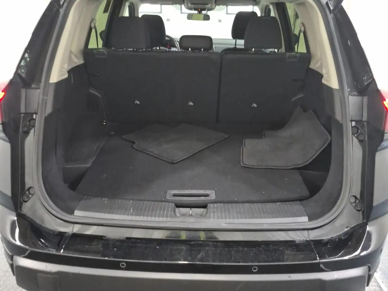 Nissan Rogue fotografie Nissan Rogue