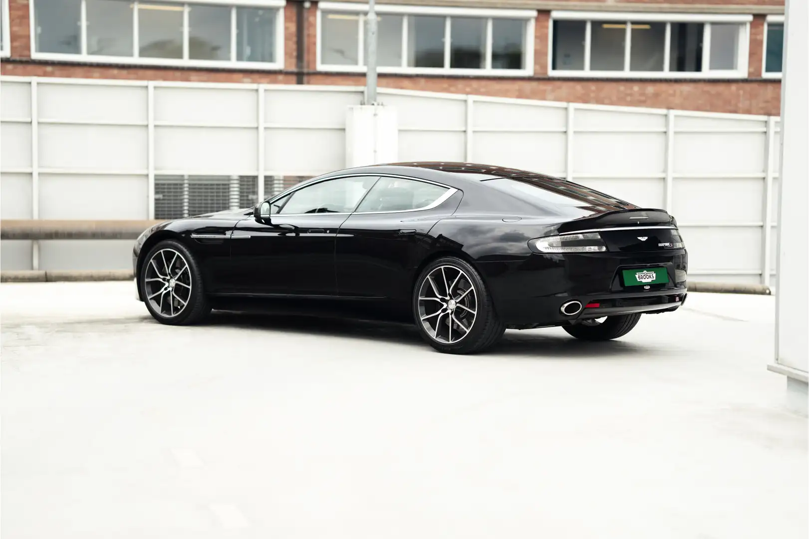 Aston Martin Rapide 6.0 V12 S Dealer Onderhouden | Full Options | S Ui Black - 2