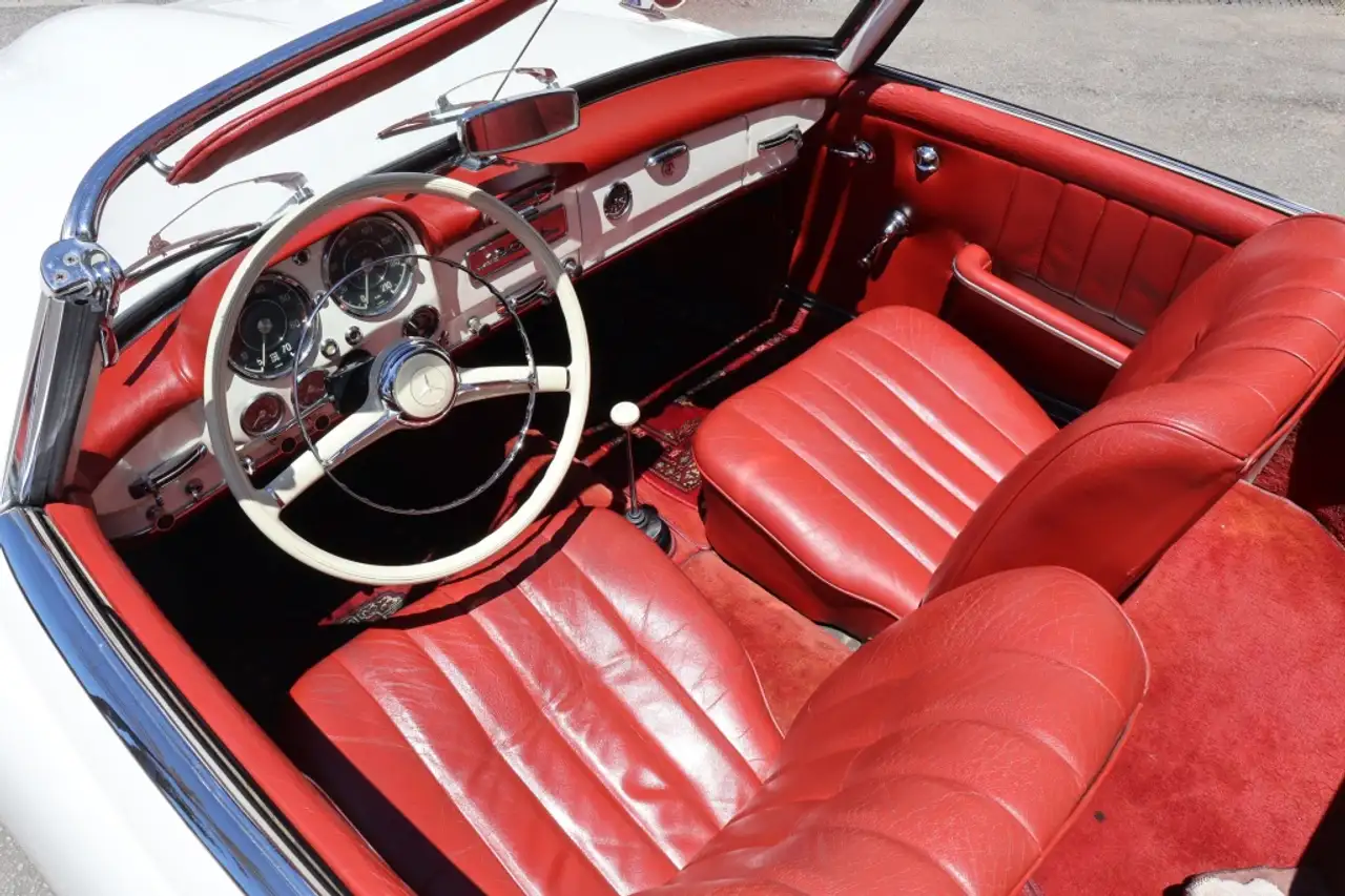 Mercedes-Benz 190 SL (121), foto 12
