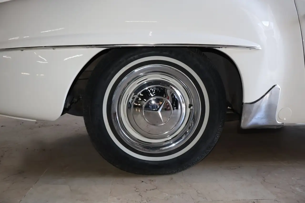 Mercedes-Benz 190 SL (121), foto 11