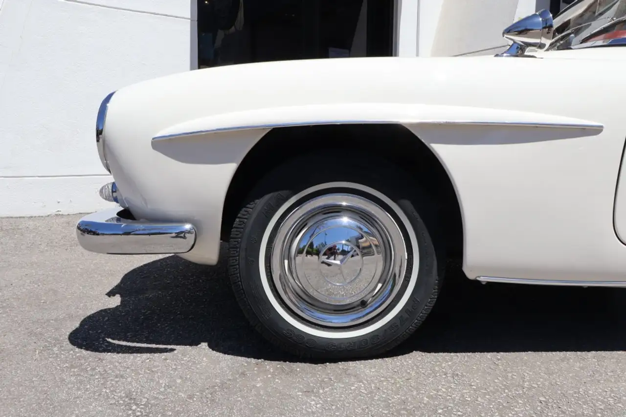 Mercedes-Benz 190 SL (121), foto 3