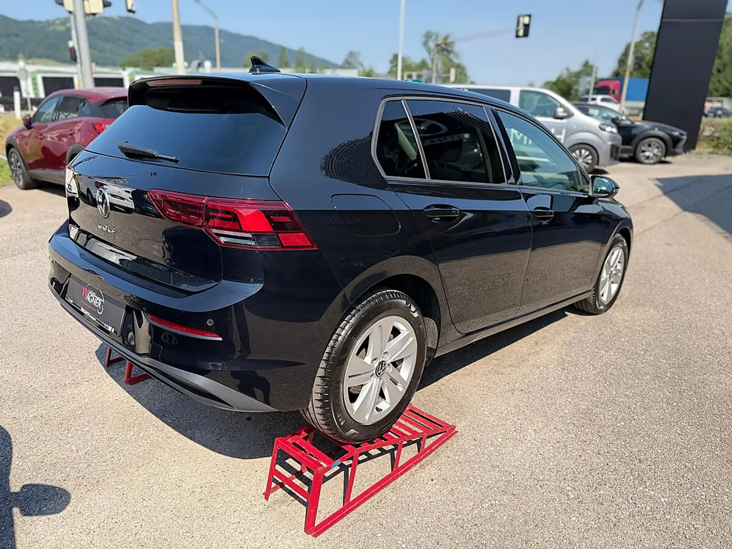 Volkswagen Golf Life 1,5 TSI ACT Schwarz - 2