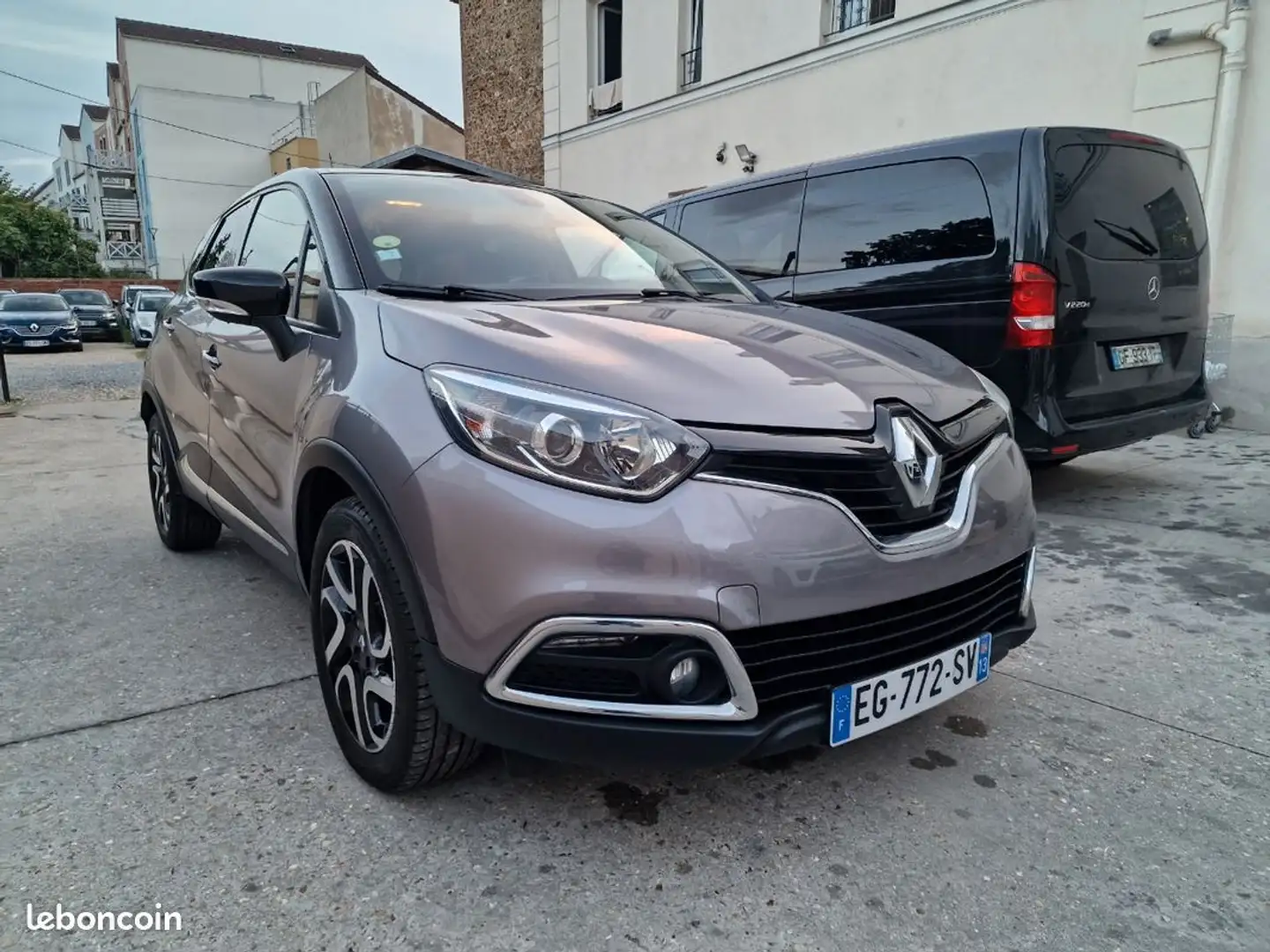 Renault Captur 1.5 dci 90ch intens garantie 12-mois Gris - 2