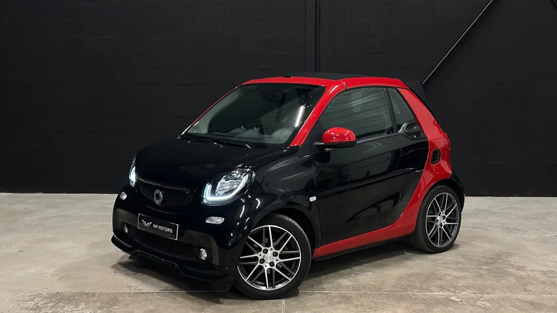 smart forTwo 453 Brabus 0.9 S\u0026amp;S 109 CV Noir - 1