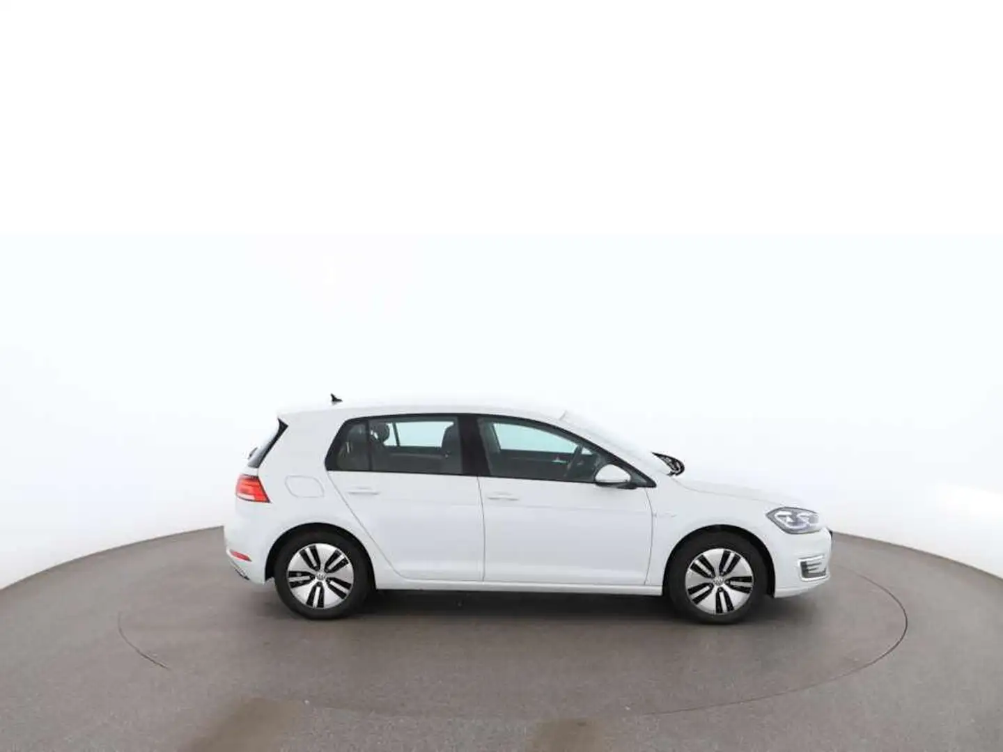 Volkswagen Golf e- 35.8kWh Aut LED NAVI SITZHZG PARKHILFE Blanc - 2
