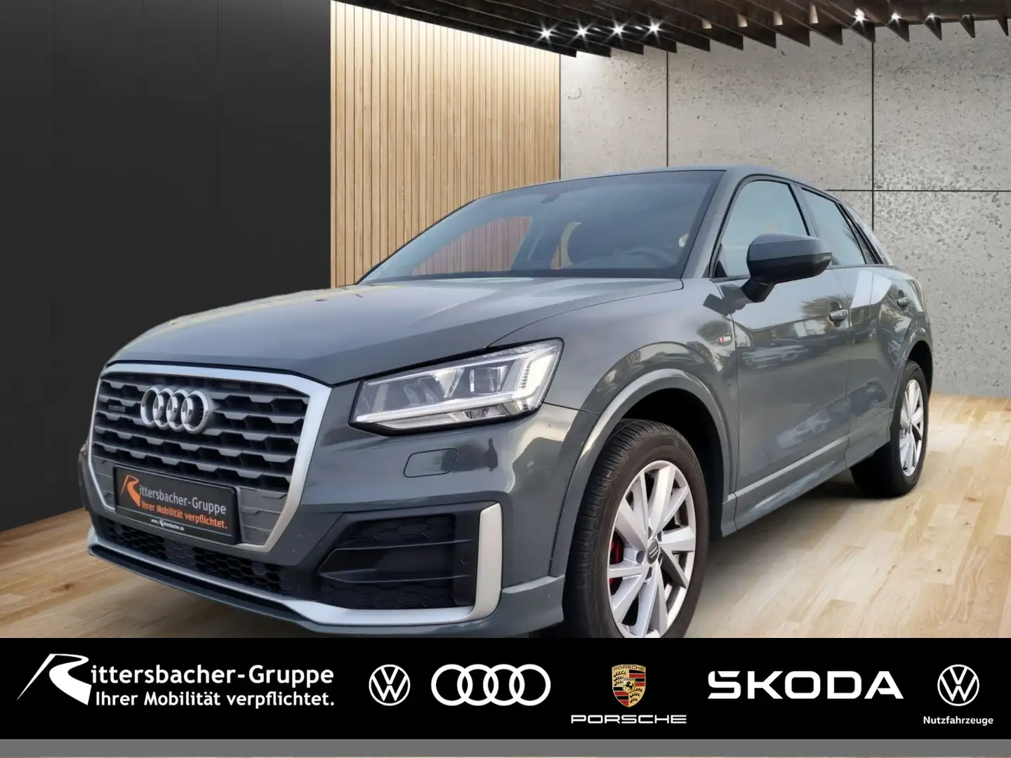 Audi Q2 40 TFSI quattro s-line Ext. Navi LED B&O Grau - 1