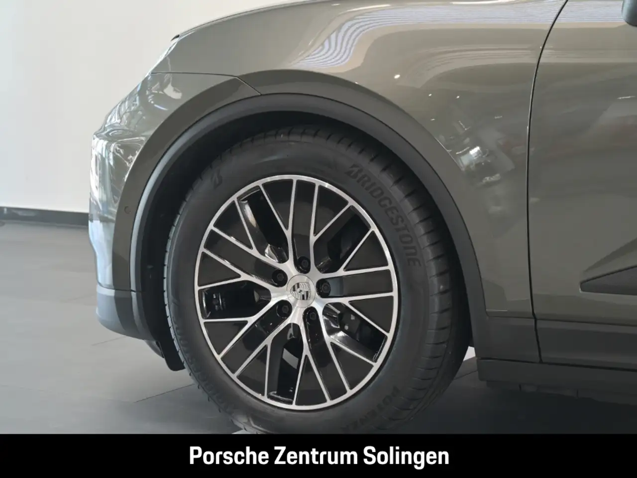 Porsche Macan 2026 — фото 10