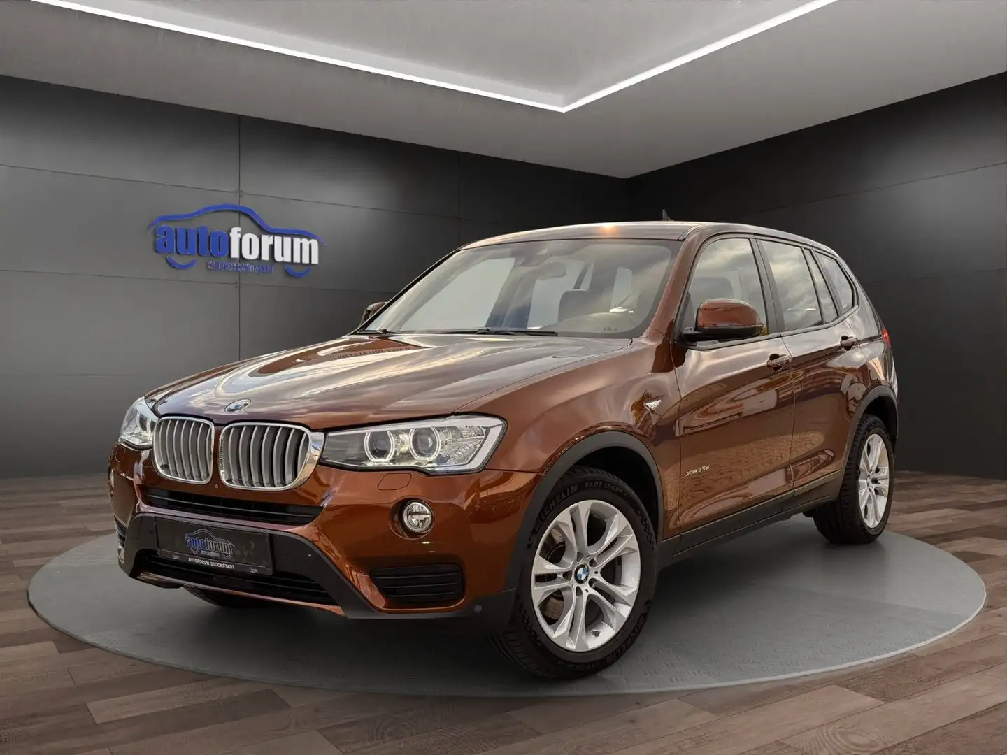 BMW X3 xDrive35d AHK°HEAD-UP°PANO°KAMERA°MEMORY°NAVI Gold - 1