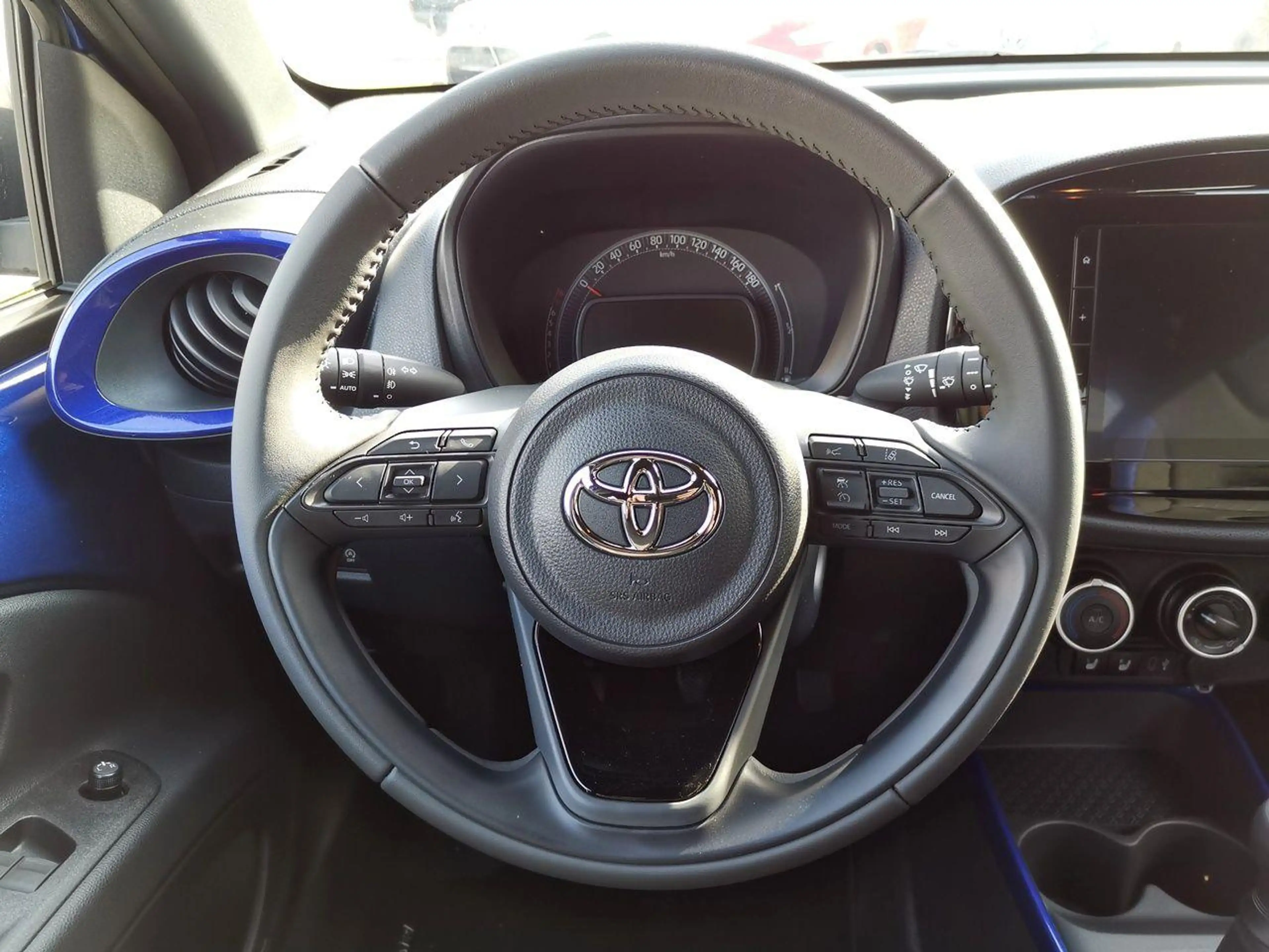 Toyota Aygo X Teamplayer — photo 13