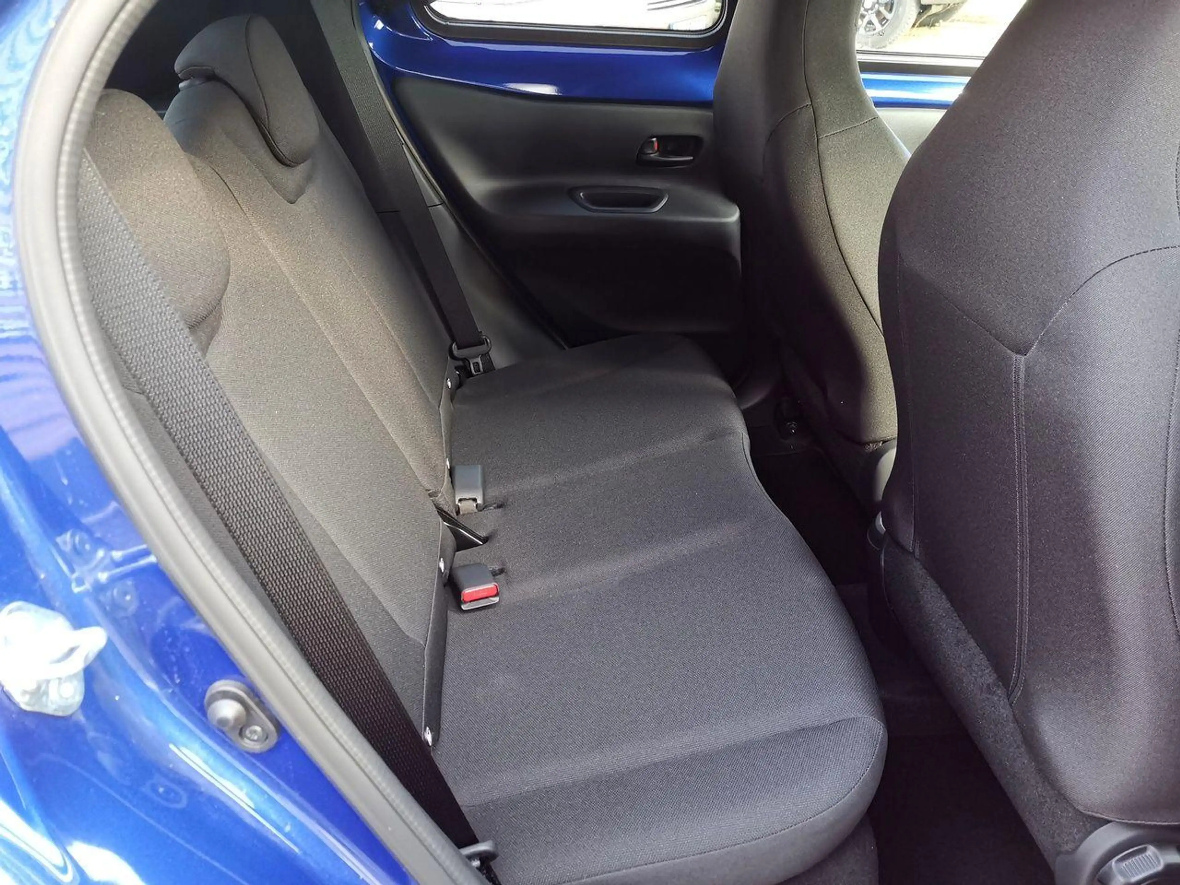 Toyota Aygo X Teamplayer — photo 11