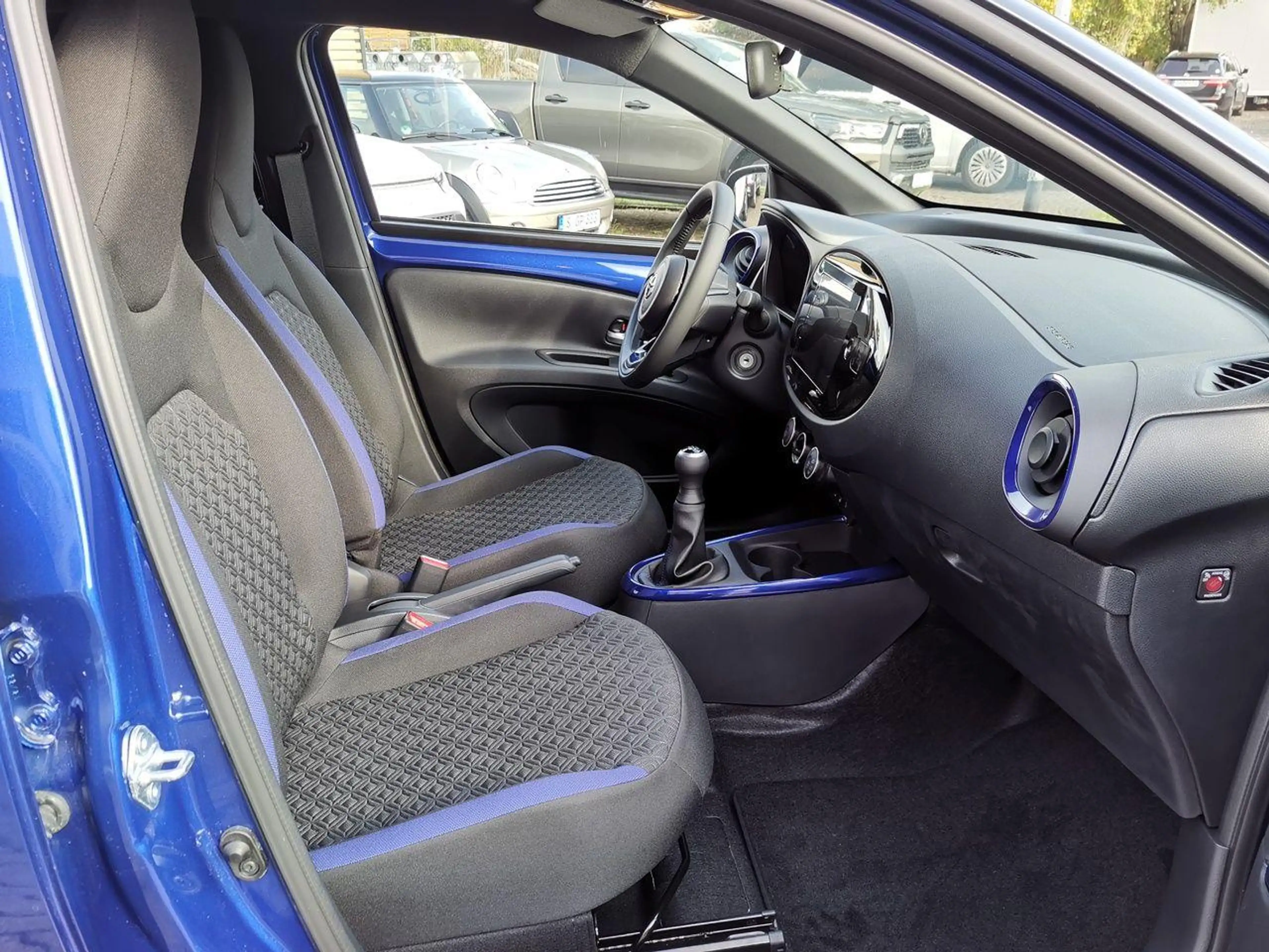 Toyota Aygo X Teamplayer — photo 12