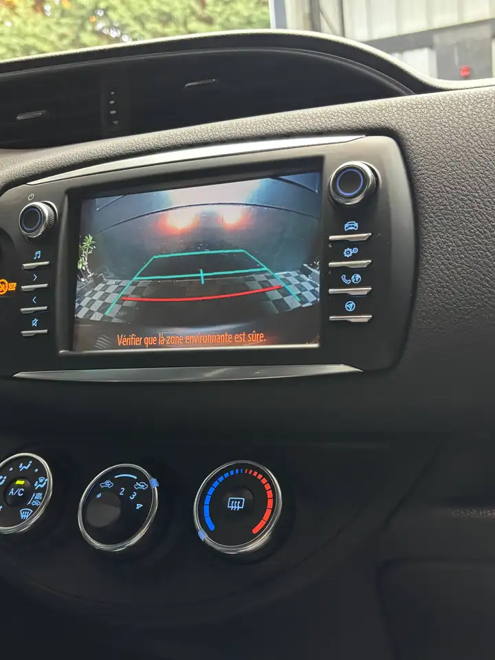 Toyota Yaris 1.5i Dual VVT-iE Y20 *12 mois garantie*, миниатюра 13
