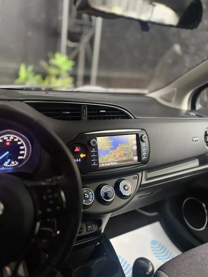 Toyota Yaris 1.5i Dual VVT-iE Y20 *12 mois garantie*, миниатюра 9