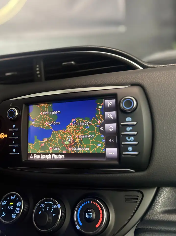 Toyota Yaris 1.5i Dual VVT-iE Y20 *12 mois garantie*, миниатюра 12