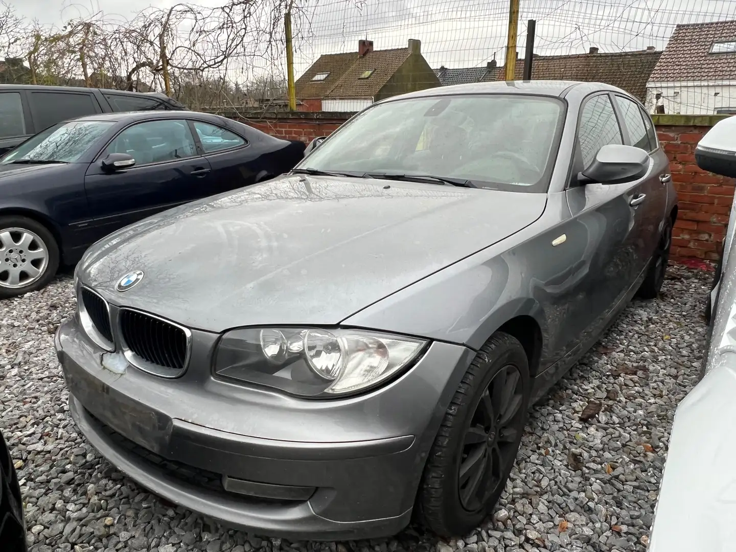 BMW 116 d//PROBLEME MOTEUR// Gris - 1