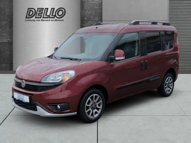 Fiat Doblo 7-Sitzer Anhängerzug Navigation Einparkhilfe Bluet