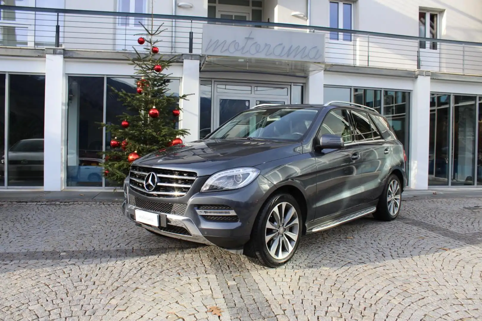 Mercedes-Benz ML 350 BlueTEC 4Matic Premium " Gancio traino " Grigio - 1