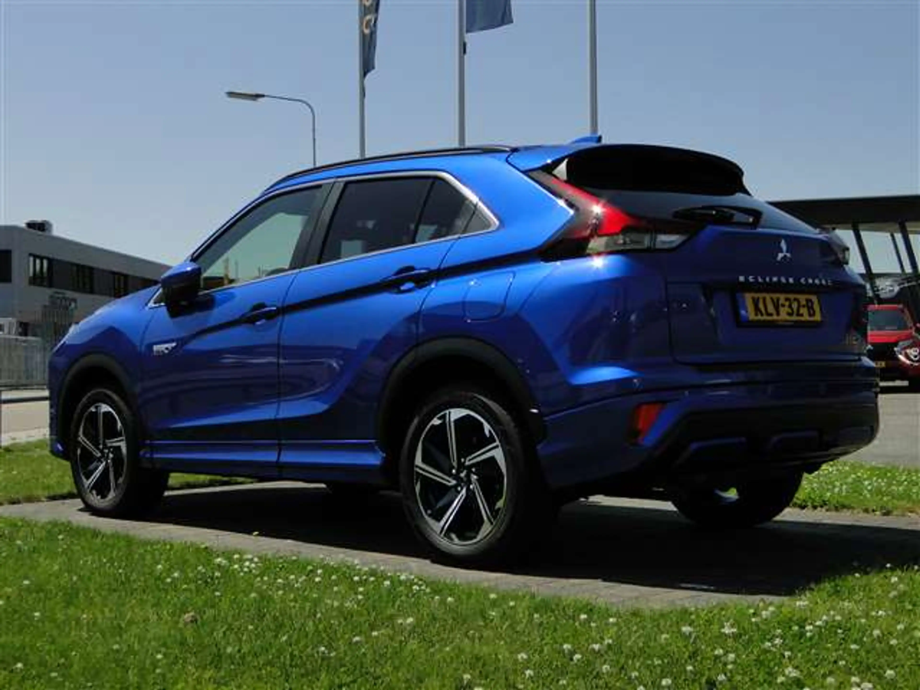 Mitsubishi Eclipse Cross PHEV 2.4 Executive . Navi . Adaptief . Led — photo 2
