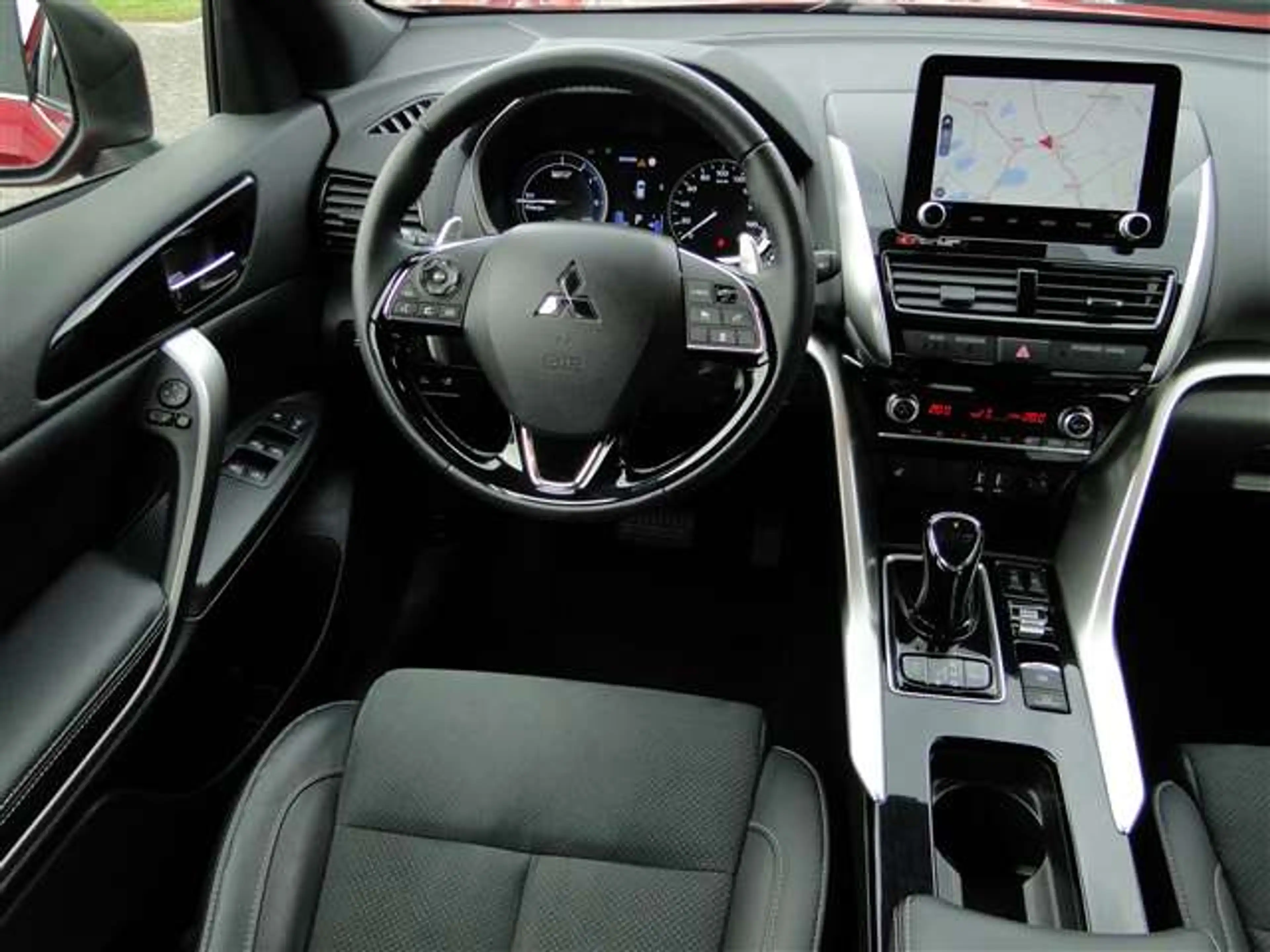 Mitsubishi Eclipse Cross PHEV 2.4 Executive . Navi . Adaptief . Led — photo 3