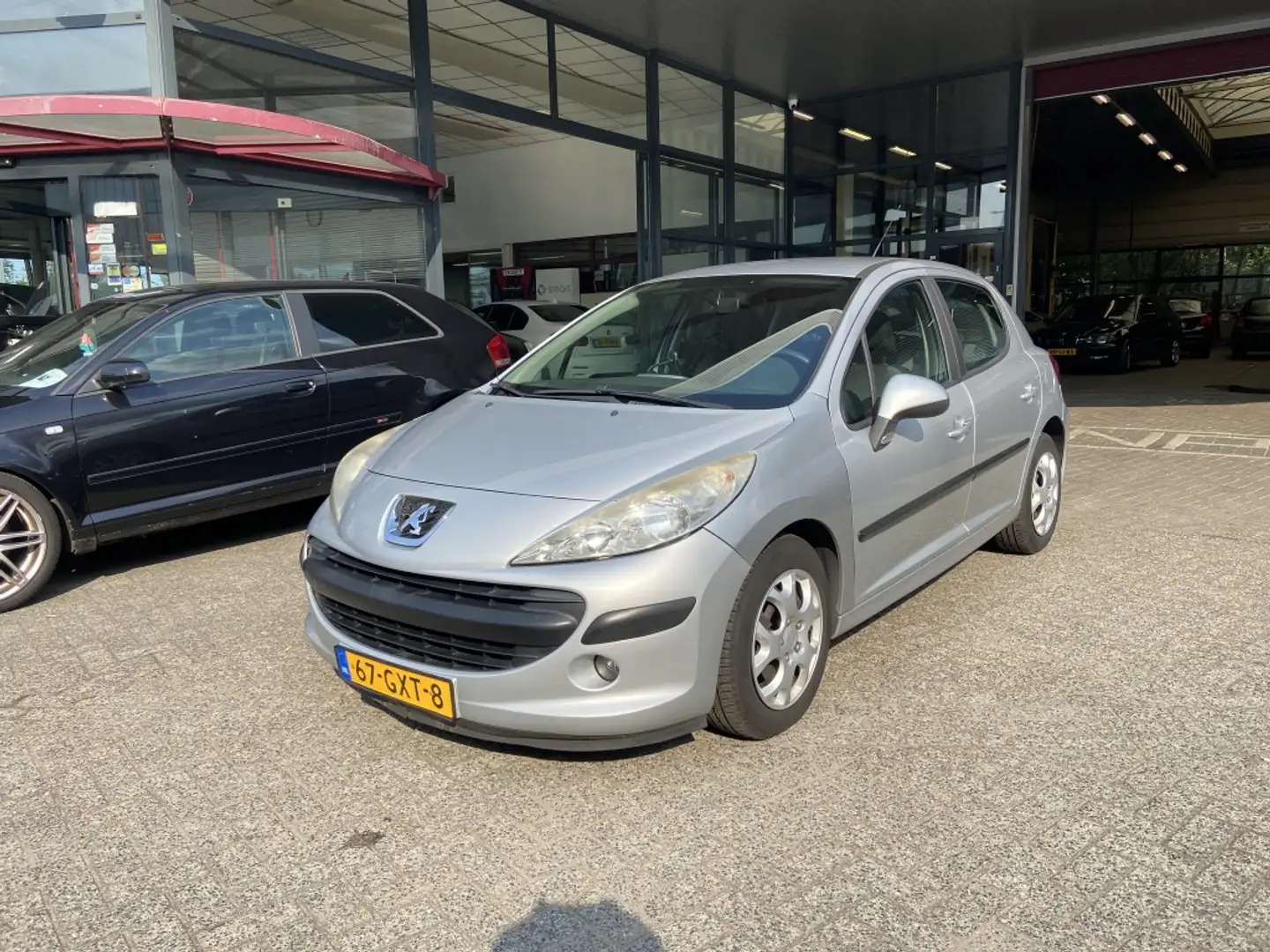 Peugeot 207 1.4 VTi Cool 'n Blue Gris - 2