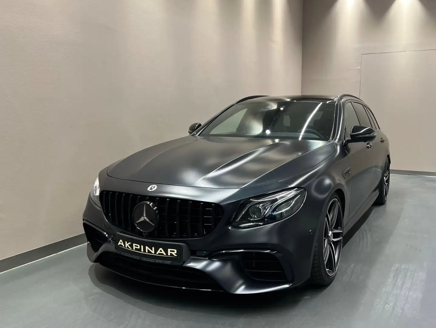 Mercedes-Benz E 63 AMG E63 S T AMG 4M *EDITION 1*CARBON*MAGNO*KERAMIK* Negro - 2
