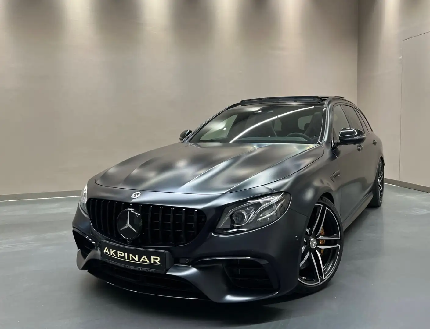 Mercedes-Benz E 63 AMG E63 S T AMG 4M *EDITION 1*CARBON*MAGNO*KERAMIK* Negro - 1