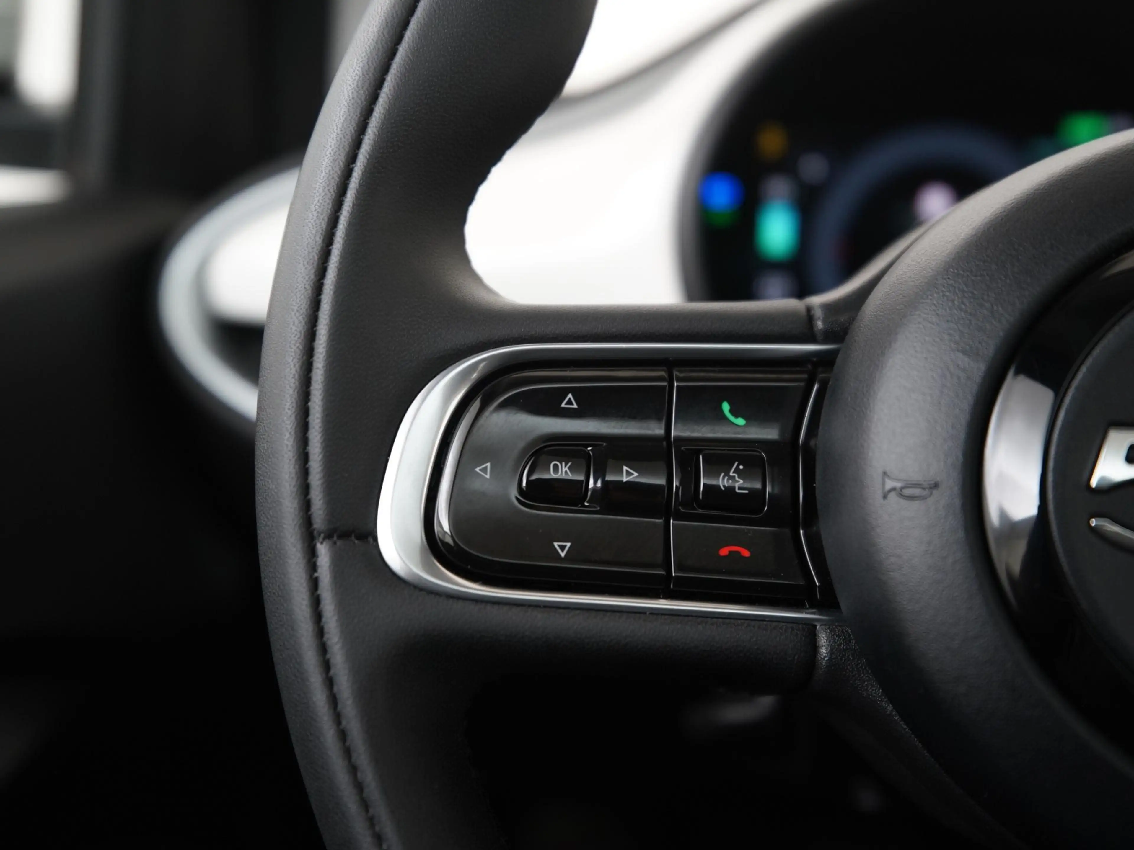 Fiat 500e Icon 42 kWh | SOH 95% | Panoramadak | Digital Cock — photo 8