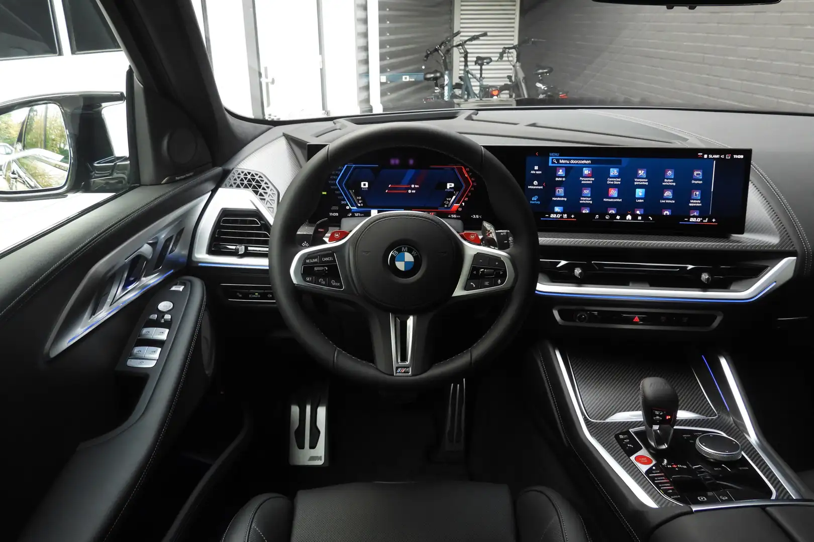 BMW XM PHEV 50e High Executive Automaat / Trekhaak / Mass Schwarz - 2