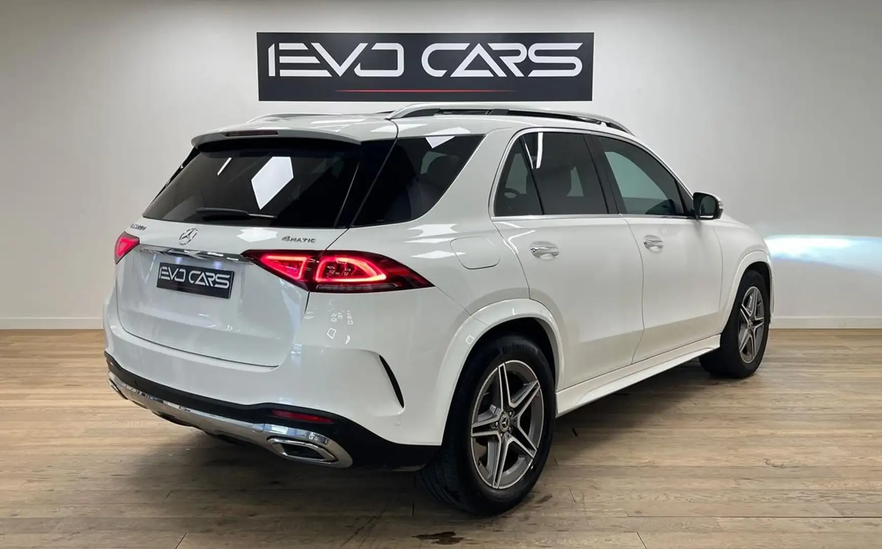 Mercedes-Benz GLE 300 Classe 300d 4matic AMG Line / CarPlay / Toit ouvrant / Cam 360° / MultiBeam Blanc - 2
